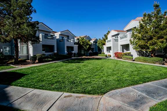 Green Space at Octave Apartments, Las Vegas, 89123