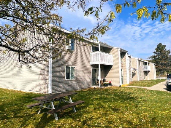 Mackinaw 
Apartments, Cheboygan MI