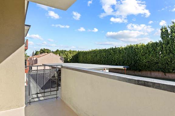 Large Balcony at White Oak Terrace Apartments, California, 91316