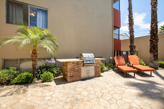 BBQ Grill at Jaclyn Terrace Apartments