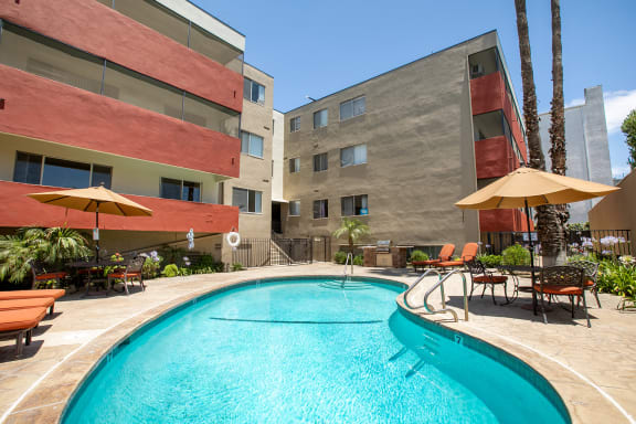 Jaclyn Terrace Swimming Pool
