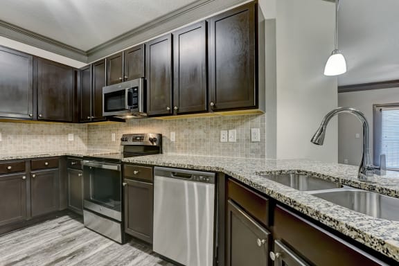 Spacious Kitchens With Stainless Appliances