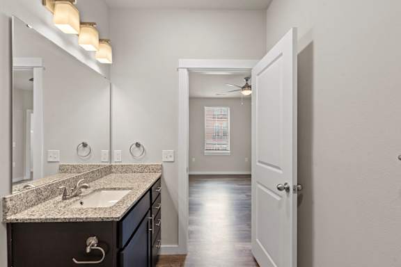 Bathroom with Modern Finishes