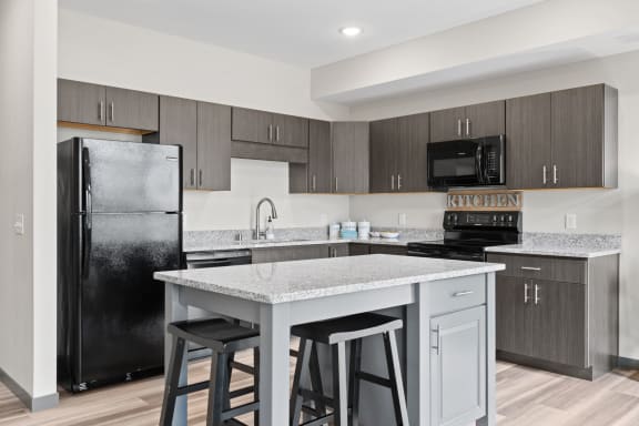 Kitchen with Granite Island