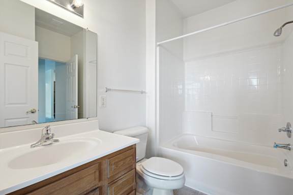 Bathroom with Modern Finishes