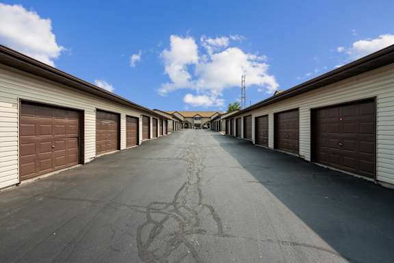 Detached Garage Spaces