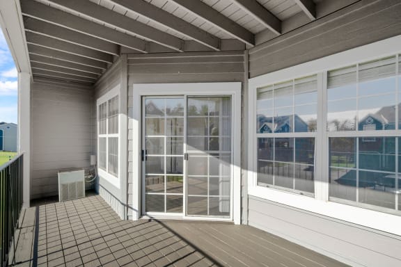 Expansive Balcony