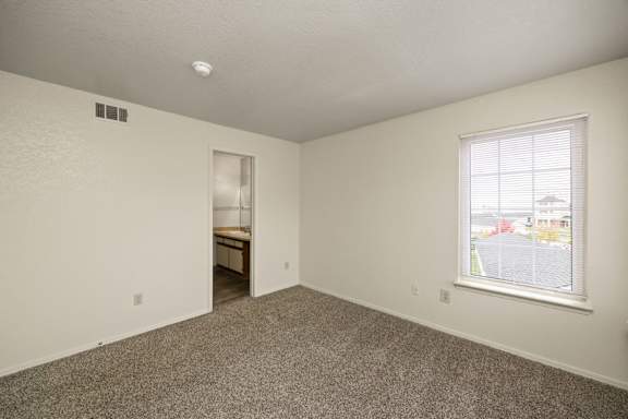 Bedroom with Plush Carpeting