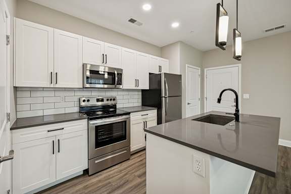 Fully Equipped Kitchen with Stainless Steel Appliances