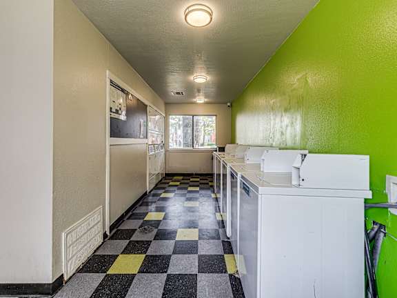 Laundry Facilities On-Site