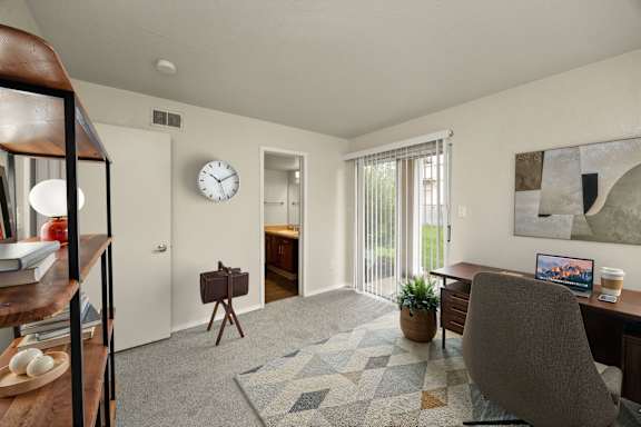 Office space with bathroom access