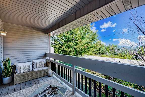 Large Balcony Area