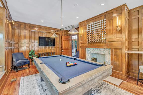 Billiards Room at Ardenwood Apartments, North Haven, CT, 06473