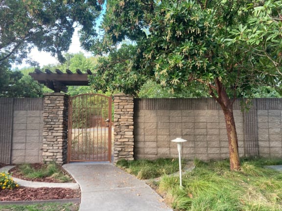 Iron Horse Trail Entry