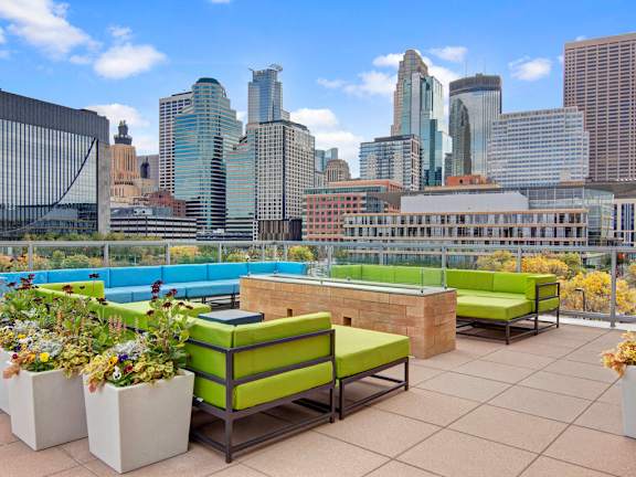 222 Hennepin Outdoor Lounge