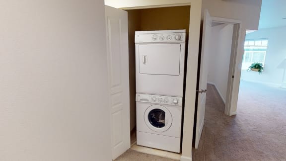 Admirals Cove Apartments - Washer Dryer