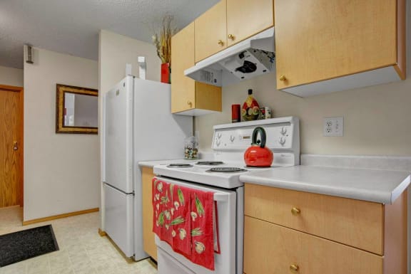 River&#x27;s Cove kitchen