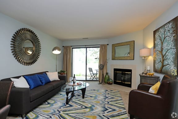 River&#x27;s Cove Living Room