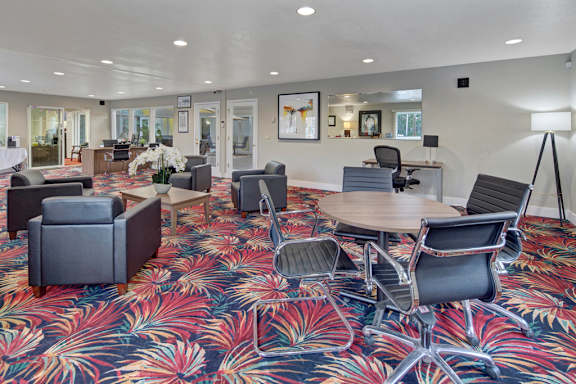 The Club at Eagle Point Apartments - Lounge