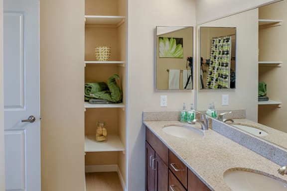 Dakota Ridge Master Bathroom Apartments for Rent Williston, ND