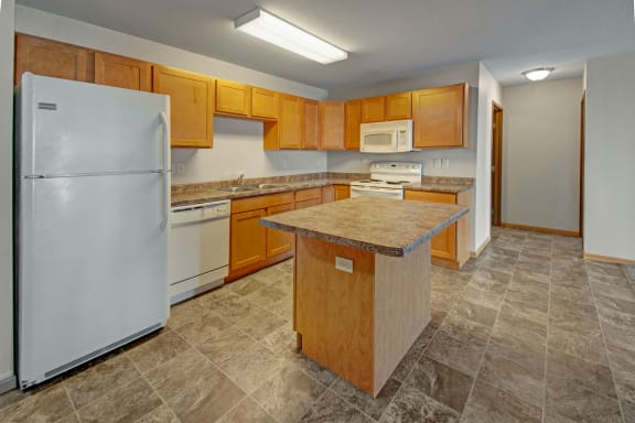 Roosevelt East kitchen Apartment Rental Williston, North Dakota