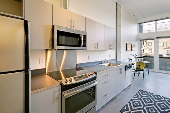 Stainless Steel Appliances at 19th & Mercer, Washington, 98112