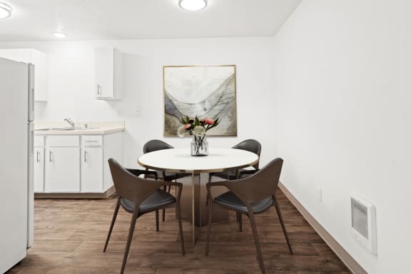 Dining Area at North Pointe, Post Falls