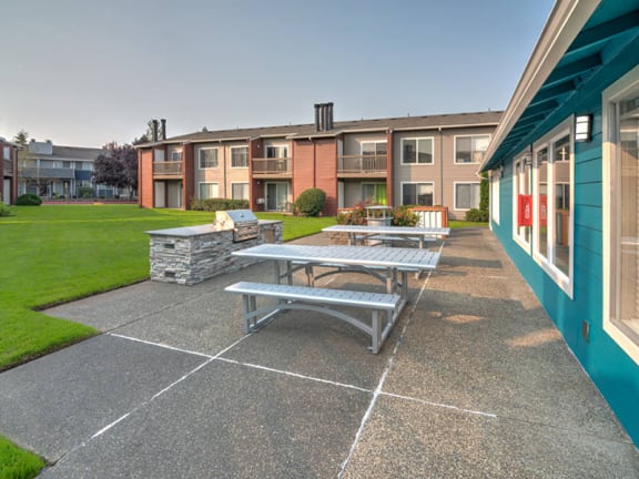 Community Picnic Area  at Pointe East, Fife, WA, 98424