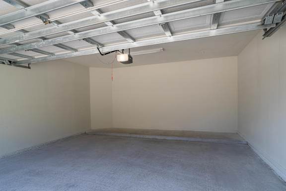 Garage Space at Avenues at Tuscan Lakes, League City, Texas