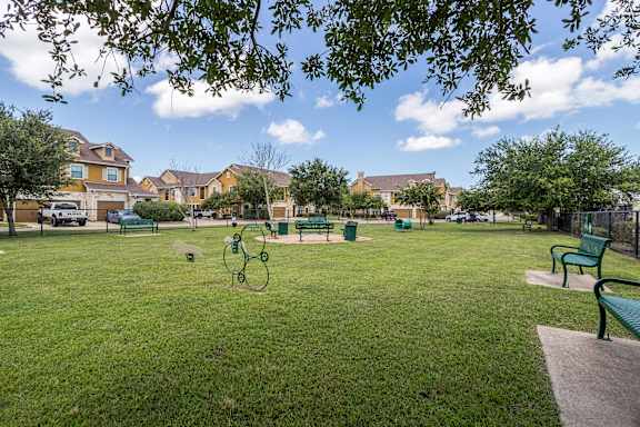 Community Dog Park at Avenues at Tuscan Lakes, League City, TX, 77573