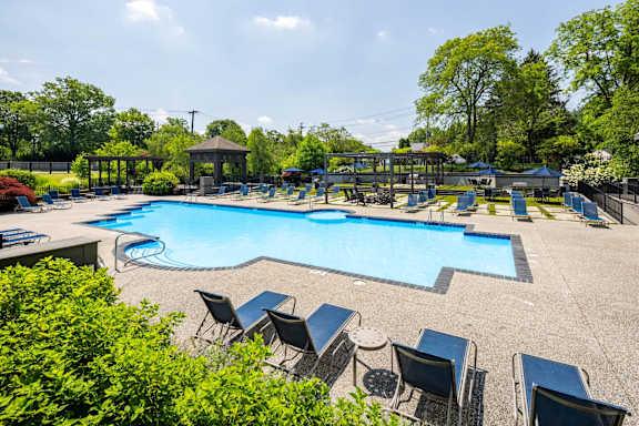 Blue Cool Swimming Pool at Butternut Ridge Apartments, Ohio