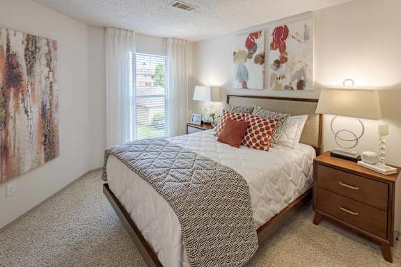 Bedroom with a Large Bed at Butternut Ridge Apartments, North Olmsted, 44070