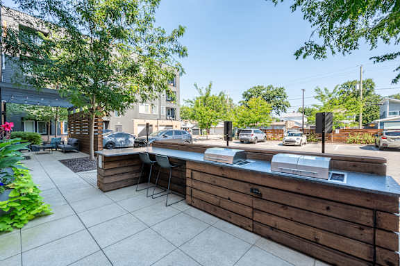 Grilling Station at Edge 35 Apartments, Indianapolis, IN, 46203