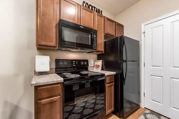 Fully Furnished Kitchen at The Greyson, Hilliard