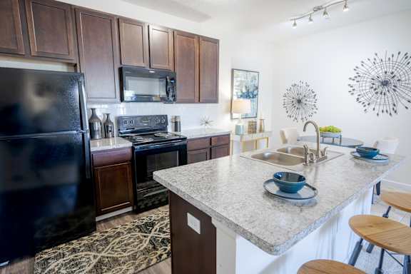 Island Kitchen at Overland Park, Pickerington
