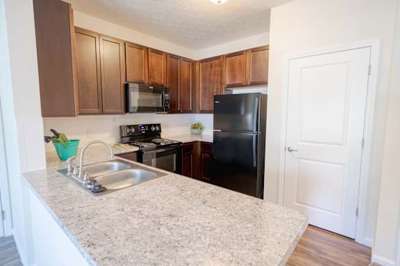 Kitchen Countertop at Overland Park, Pickerington, Ohio