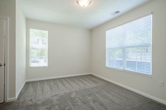Plush Carpeting at Overland Park, Pickerington, 43147