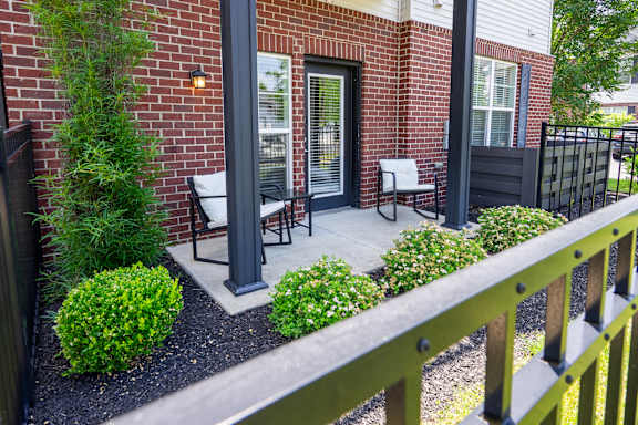 Patio Area at Overland Park, Pickerington