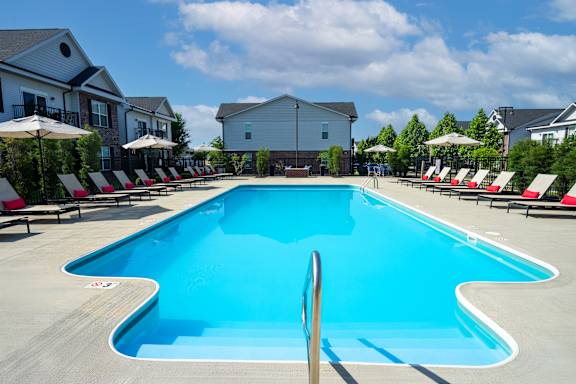 Outdoor Swimming Pool at Overland Park, Ohio