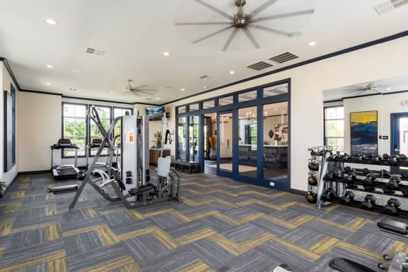 Fitness Center With Modern Equipment at Overland Park, Pickerington, OH, 43147