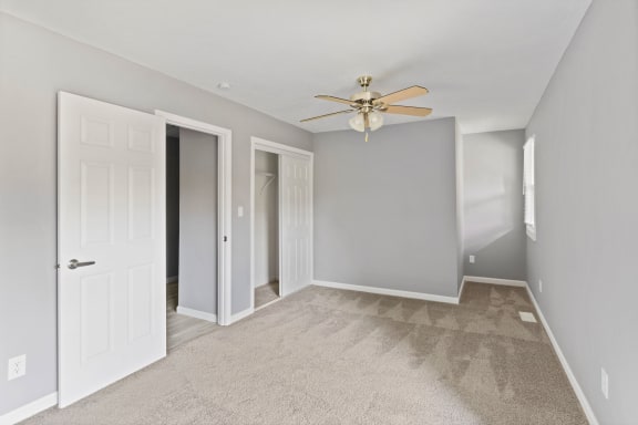 Bedroom With Closet at Spring Creek Townhomes, Illinois
