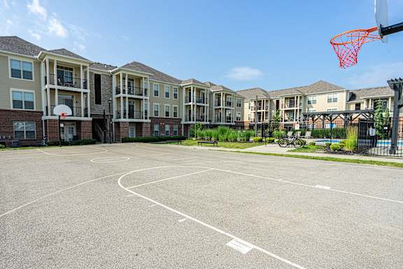 Outdoor Basketball Court at The Greyson, Hilliard