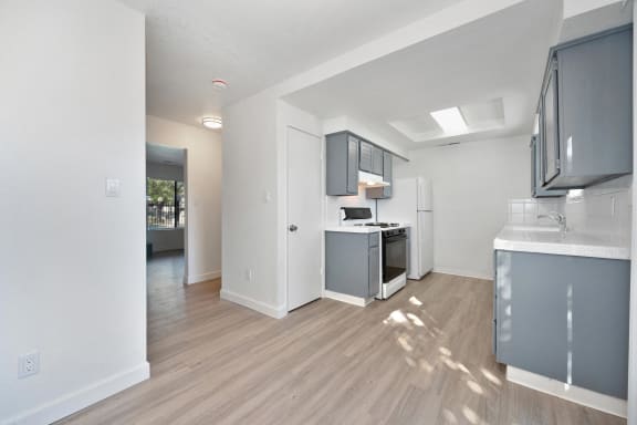 Townhomes at 201 | Kitchen