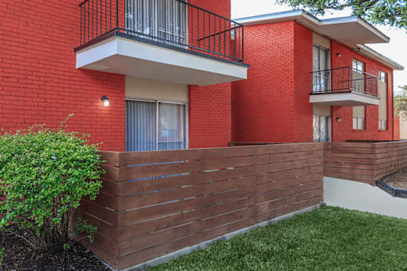 Backyard Space at Boston Woods Apartments, San Antonio TX, 78201