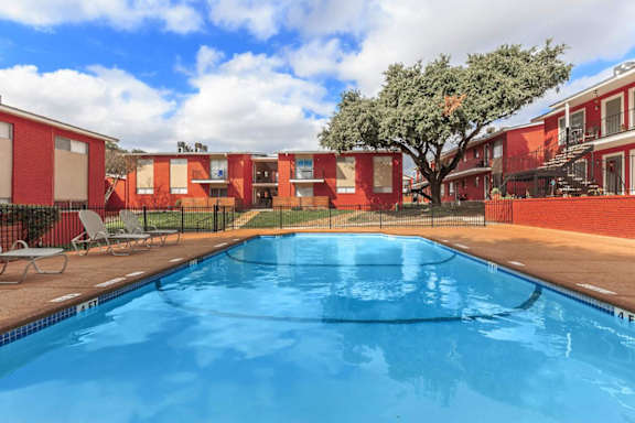 Glimmering Pool at Boston Woods Apartments, San Antonio TX