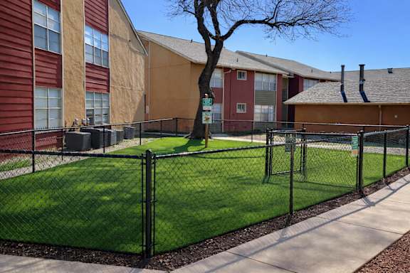 Pet Park at City-Base Vista, San Antonio, TX