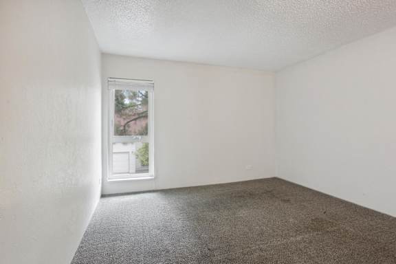 Unfurnished Room at Lakeridge Terrace Apartments, Denver, CO