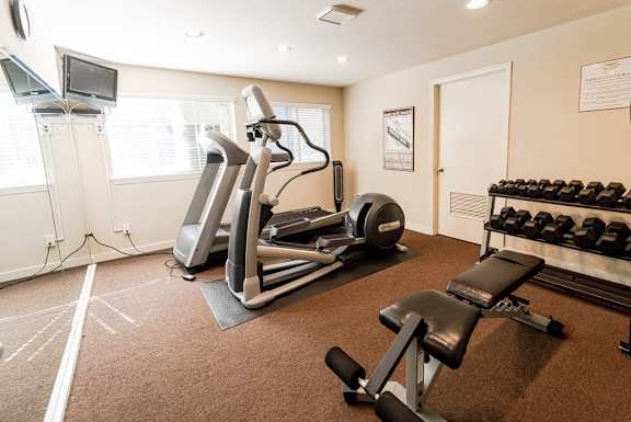 the gym at the preserve apartments at Cambridge on Seventh, Washington, 98372