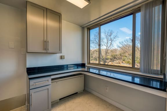 2112 New Hampshire Ave Studio Kitchen 22 3
