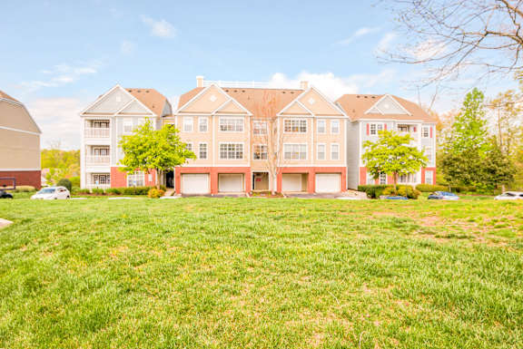 Bristol Village Apartments Exterior